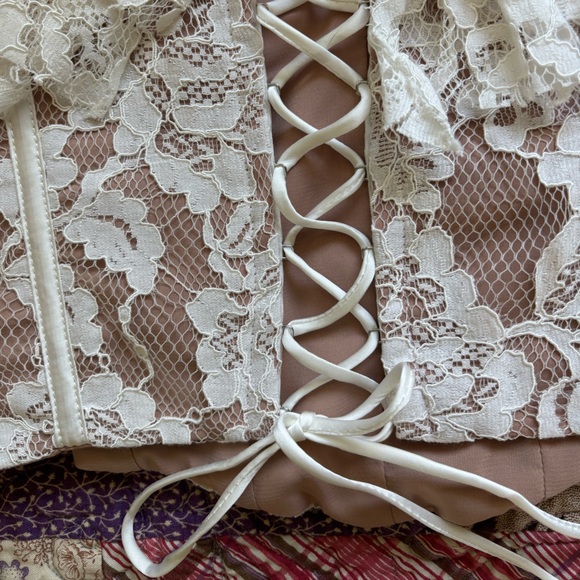 For Love and Lemons Ruffle Lace Crop Top Bustier Corset Sz M - Picture 5 of 7